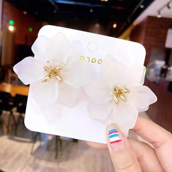 Floral Bohemian Ear Studs In White - Picture 1 of 4